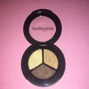 Smashbox trio eyeshadow